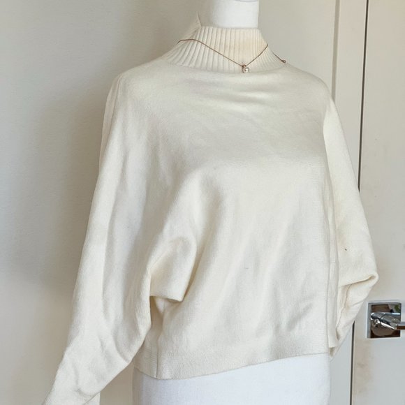 Oak and Fort White Turtleneck sweater - Picture 9 of 11